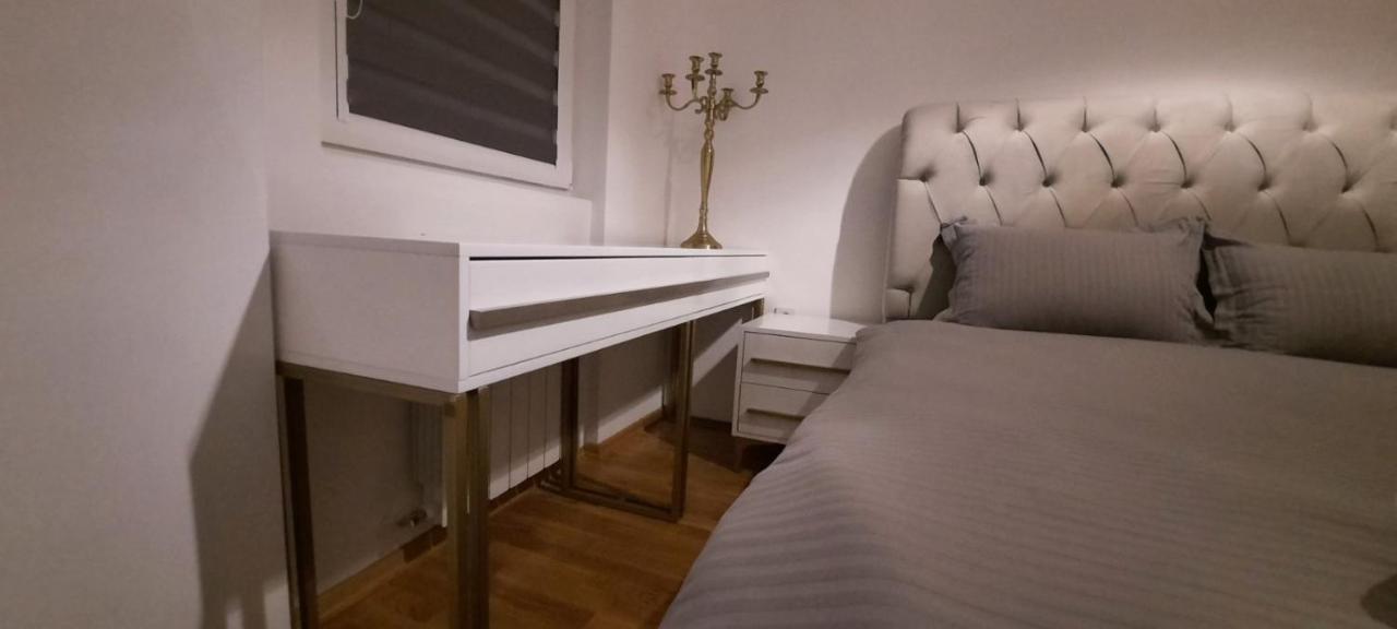 Luxury Apartment Iva II Skopje Exterior photo